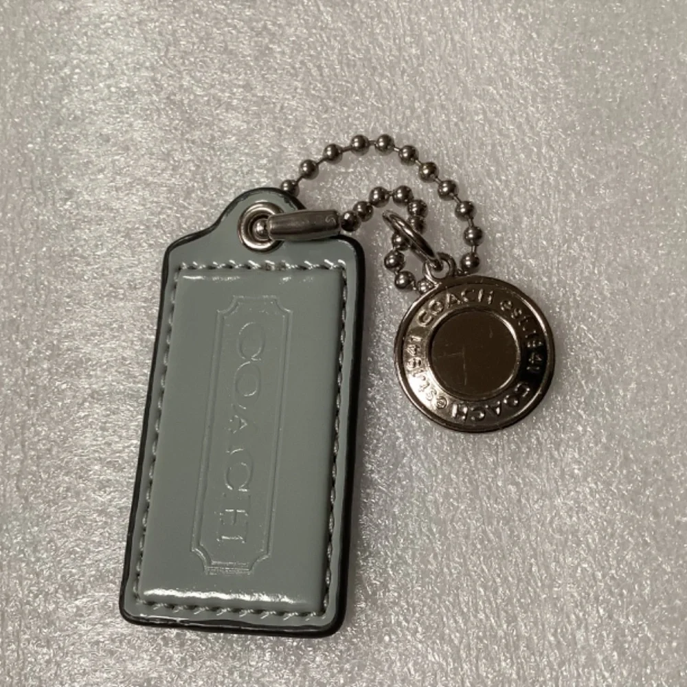 Coach light gray